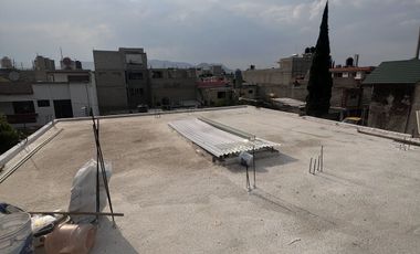 CASA RECIEN REMODELADA EN JARDINES DE CERRO GORDO