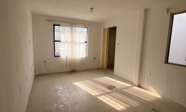 CASA RECIEN REMODELADA EN JARDINES DE CERRO GORDO