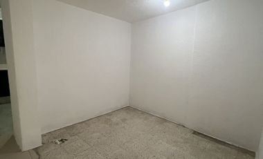 CASA RECIEN REMODELADA EN JARDINES DE CERRO GORDO