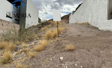 Terreno con Excedente en Cumbres de San Francisco