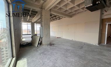 Oficina en renta de 114m2 ubicada en Torre Azenzo