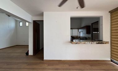 En Venta Casa en la Col. México en Mérida, Yucatán de 3 Rec. 4.5 baños alberca