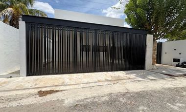 En Venta Casa en la Col. México en Mérida, Yucatán de 3 Rec. 4.5 baños alberca