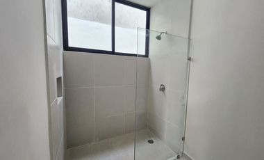 Casa Rubí en privada Nadira