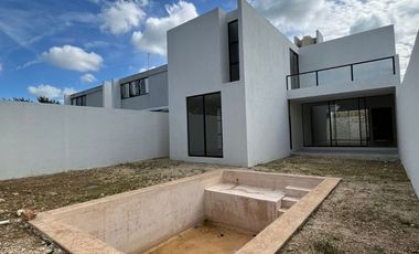 Casa Rubí en privada Nadira