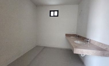 Casa Rubí en privada Nadira