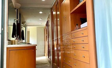 Casa en venta en Bosques de las Lomas, CDMX