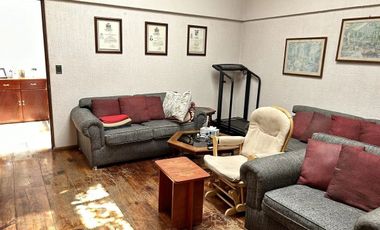 Colinas del Bosque, Casa en Renta de 4 recámaras