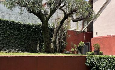 Colinas del Bosque, Casa en Renta de 4 recámaras