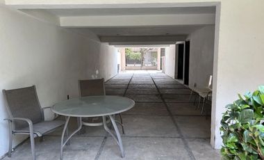 Colinas del Bosque, Casa en Renta de 4 recámaras