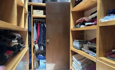 Colinas del Bosque, Casa en Renta de 4 recámaras