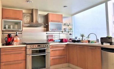 La Presilla, Casa de tres niveles, en venta