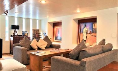 La Presilla, Casa de tres niveles, en venta