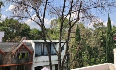 La Presilla, Casa de tres niveles, en venta