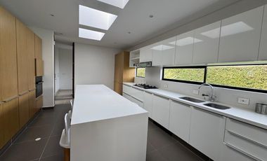 Venta casa en Refugio del Valle, La Calera.