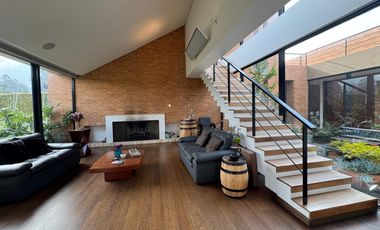 Venta casa en Refugio del Valle, La Calera.