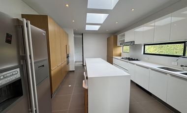 Venta casa en Refugio del Valle, La Calera.