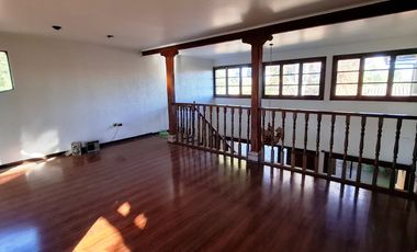 Venta Casa Patronal  5 Dorm  3 baños