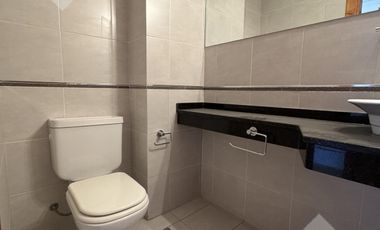 Venta de piso nivel gerencial en Neuquén - Edificio Los Teros