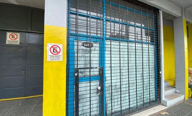 Terreno Locales comerciales cocheras a la venta en Sarandi Avellaneda