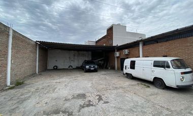 Terreno Locales comerciales cocheras a la venta en Sarandi Avellaneda