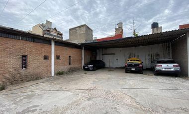 Terreno Locales comerciales cocheras a la venta en Sarandi Avellaneda