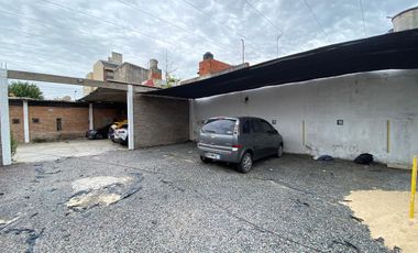 Terreno Locales comerciales cocheras a la venta en Sarandi Avellaneda