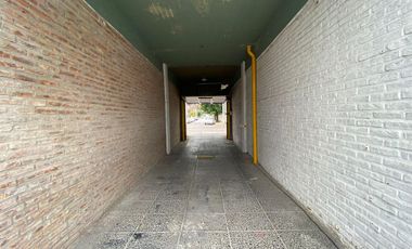 Terreno Locales comerciales cocheras a la venta en Sarandi Avellaneda