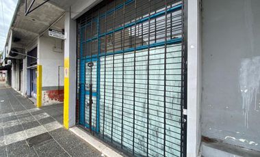 Terreno Locales comerciales cocheras a la venta en Sarandi Avellaneda