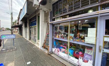 Terreno Locales comerciales cocheras a la venta en Sarandi Avellaneda