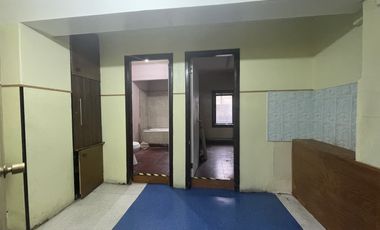 SE ARRIENDA GRAN OFICINA CON 9 PRIVADOS (CÓD. 501)