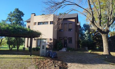 Casa Al Golf 4 Dormitorios, reciclada excelente Oportunidad !!