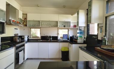 Casa Al Golf 4 Dormitorios, reciclada excelente Oportunidad !!