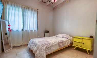 Casa en venta - 3 dormitorios 1 baño - Cochera - 1000 mts2 - Villa Elisa
