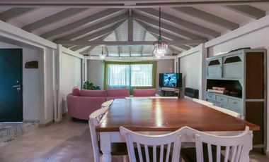 Casa en venta - 3 dormitorios 1 baño - Cochera - 1000 mts2 - Villa Elisa