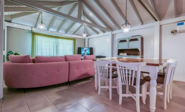Casa en venta - 3 dormitorios 1 baño - Cochera - 1000 mts2 - Villa Elisa