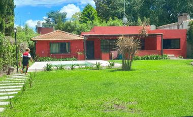 Casa en venta - 3 dormitorios 1 baño - Cochera - 1000 mts2 - Villa Elisa