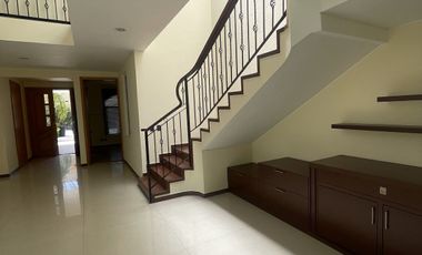 Casa en renta Puerta de Hierro