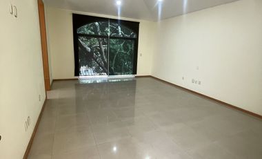 Casa en renta Puerta de Hierro