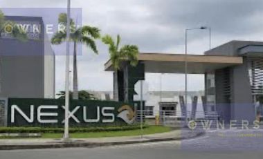 ALQUILER LOCALES PLAZA COMERCIAL ROMADERA AV NARCISA DE JESUS (JLR)