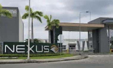 ALQUILER LOCALES PLAZA COMERCIAL ROMADERA AV NARCISA DE JESUS (JLR)
