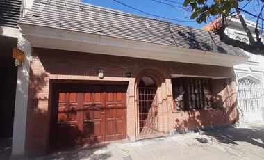 Casa en zona constituyentes