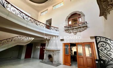 Casa con Uso de Suelo de Oficinas en Polanco