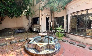 Casa con Uso de Suelo de Oficinas en Polanco