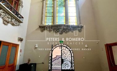 Casa con Uso de Suelo de Oficinas en Polanco