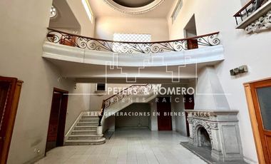 Casa con Uso de Suelo de Oficinas en Polanco