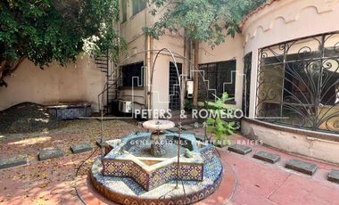 Casa con Uso de Suelo de Oficinas en Polanco