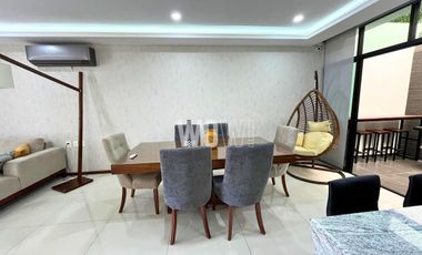 CASA EN VENTA LA CIMA DE ZAPOPAN CON OPCIÓN A VENTA AMUEBLADA