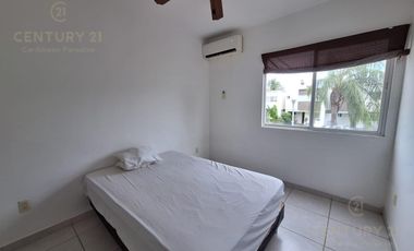 Se Vende amplia Casa modelo OKUME en Paseo los Olivos, Playa del Carmen