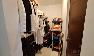 Se Vende amplia Casa modelo OKUME en Paseo los Olivos, Playa del Carmen